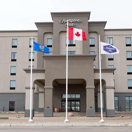 Hampton Inn By Hilton Lloydminster Extérieur photo
